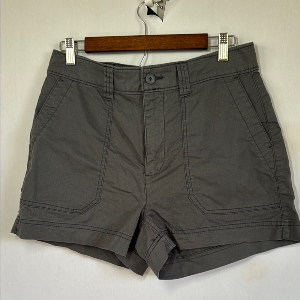 Old Navy Gray Cargo Shorts Flat Front Casual Everyday‎ Medium